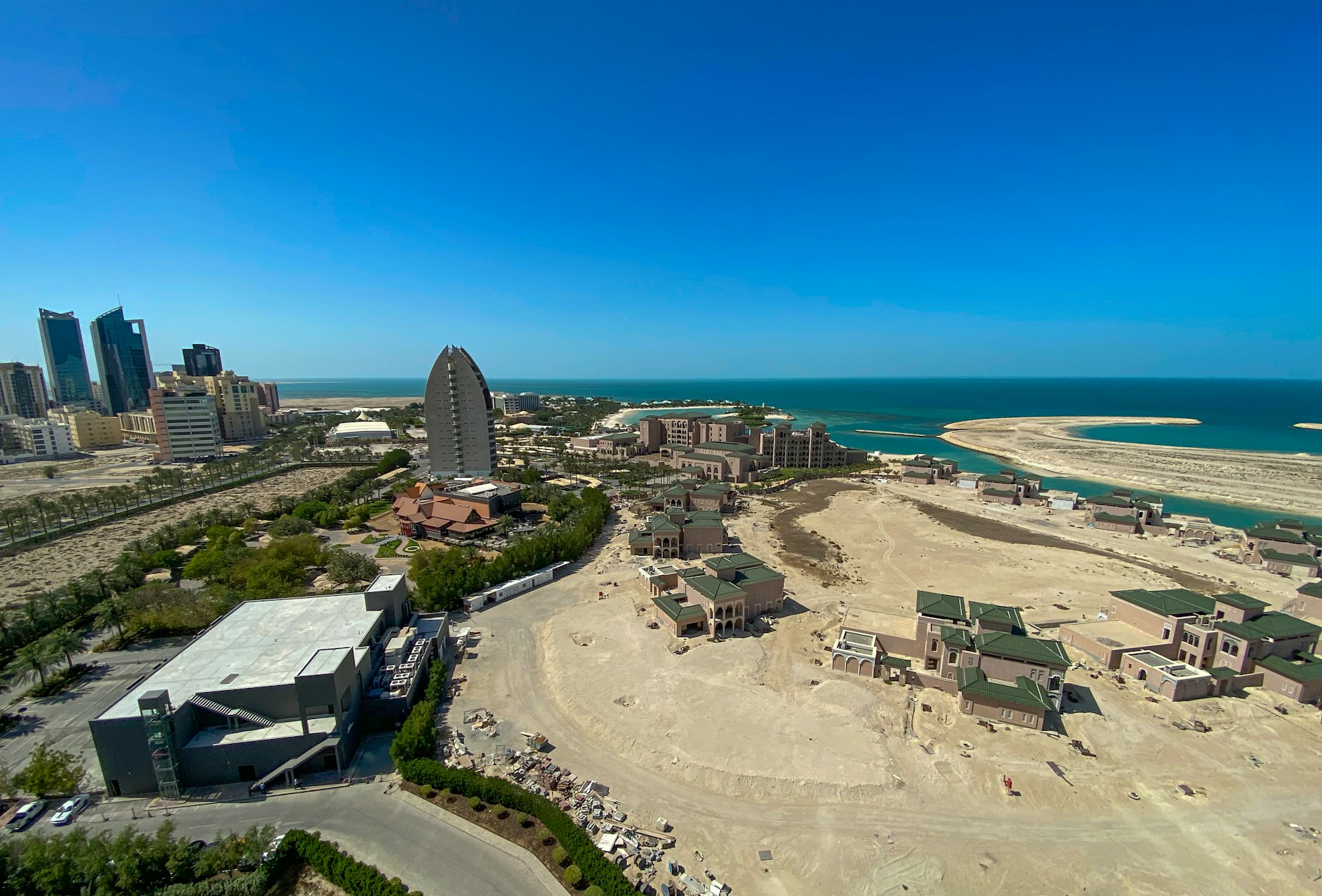 Bahrain – Culture, History, and Modern Experiences | Adventaraus