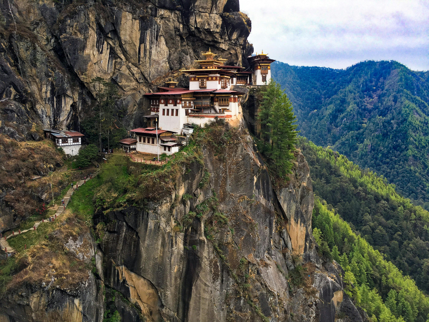 Bhutan – The Hidden Jewel of the Himalayas