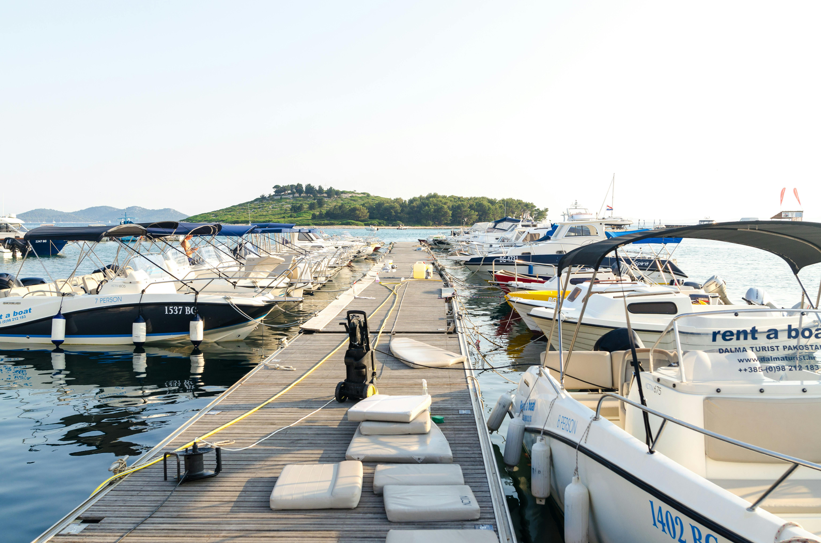 Hvar – Kroatiens Solrige Middelhavsperle