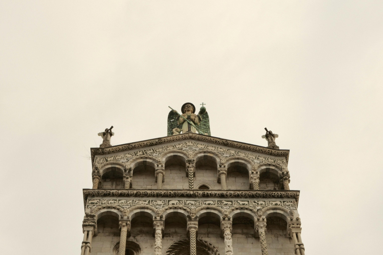 Lucca – Toscanas Middelalderperle