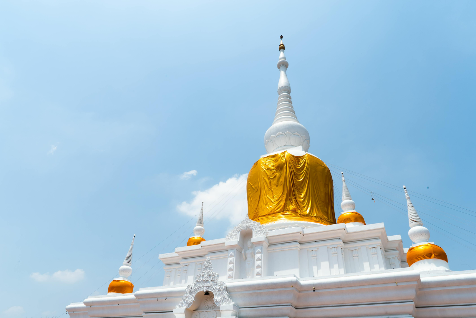 Yangon – Gyldne Pagoder og Kolonial Charme
