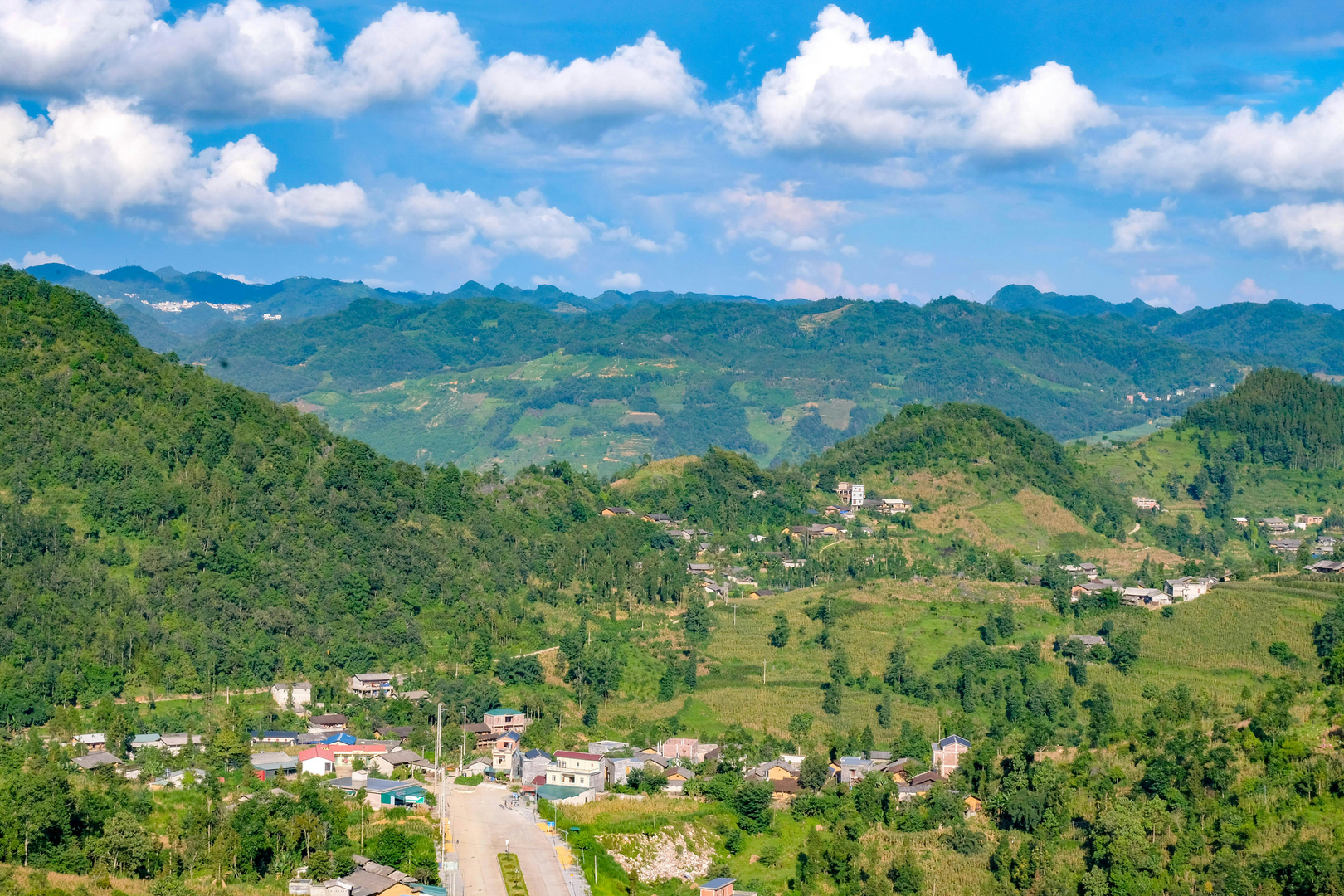 Ngu Dong Son-grotterne i Ha Nam, Vietnam