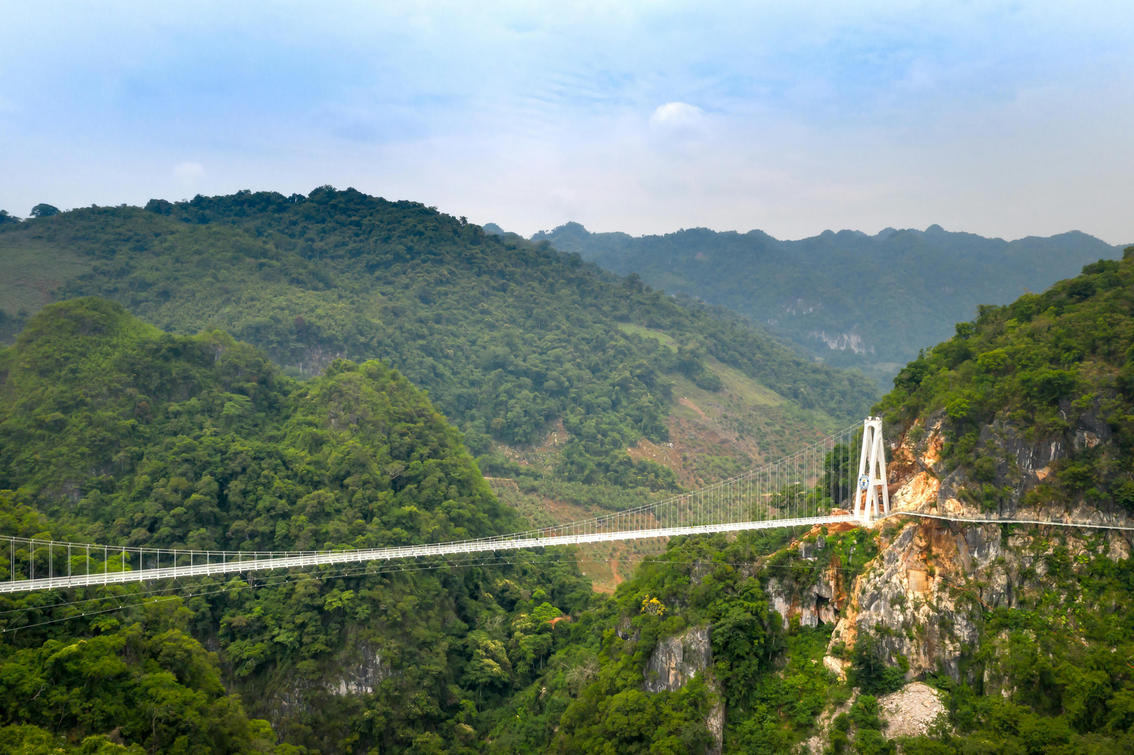Zhangjiajie Glass Bridge, en adrenalinfyldt oplevelse